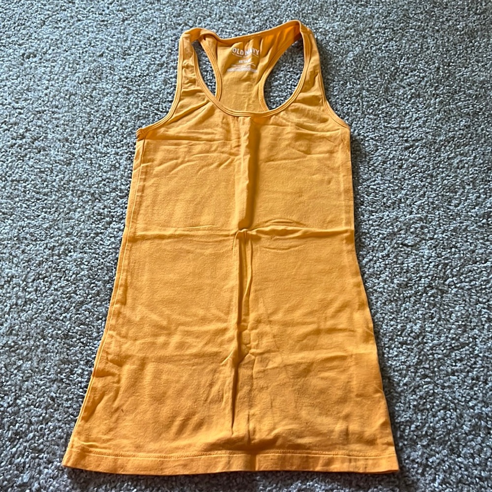 Old navy woman’s size xs macaroni orange razor back long length tank top